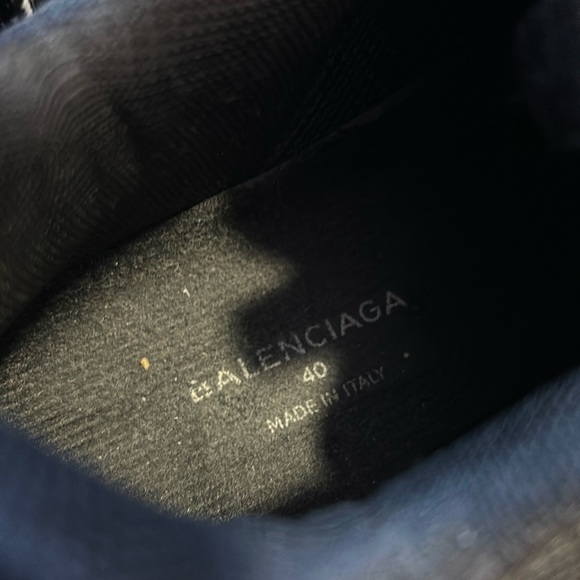 Balenciaga Triple S Sneakers - Picture 5 of 8